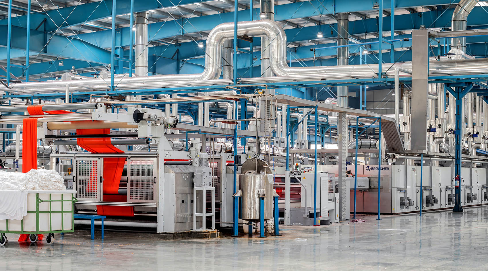 6241d2bd745073247a8fdbd2_Factory-interior