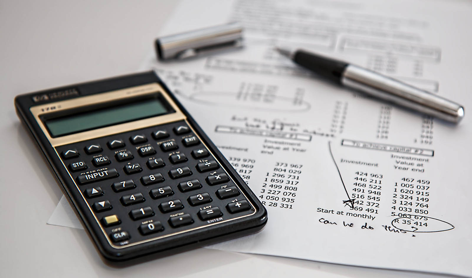 624b2151cb4dcb0fd28a1ae0_calculator-calculation-insurance-finance-53621